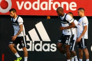 Beşiktaş'ta derbi ma&ccedil;ın hazırlıkları tamamlandı