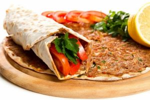 Lahmacun sırası kavgası: 2 yaralı