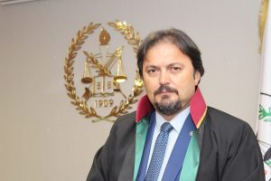 Bursa Barosu: Bizleri en &ccedil;ok yaralayanların başında...
