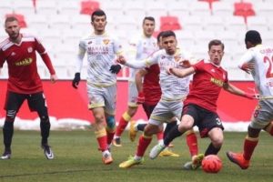 S&uuml;per Lig'in yenileri birbirlerine rakip