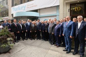 Bursa Ticaret ve Sanayi Odası &uuml;yeleri d&uuml;nya ticaretinin kalbinde