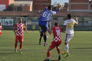 İneg&ouml;l Kurtuluşspor &uuml;&ccedil; puanla başladı