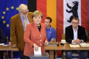 Almanya'daki seçimlerden ilk sonuçlar gelmeye başladı