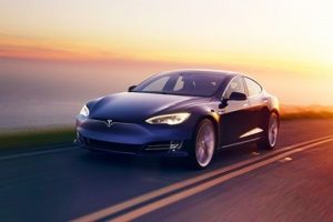 Tesla şarj istasyonlarını rekreasyon alanlarına &ccedil;evirecek!