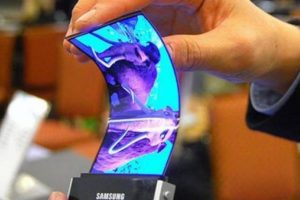 Samsung'un katlanabilir telefonu Galaxy X geliyor!