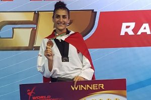 Hatice K&uuml;bra İlg&uuml;n'den b&uuml;y&uuml;k başarı