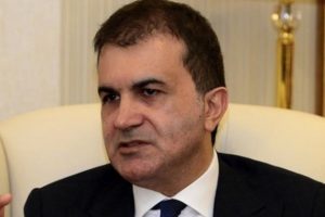 AB Bakanı &Ccedil;elik'ten Avrupa'ya aşırı sağ &ccedil;ağrısı