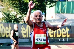 Bursalı emekli albay Bulgaristan'da şov yaptı