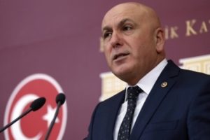 'Yeni parti' i&ccedil;in başvuru ekim ayında yapılacak