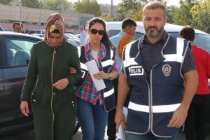 Aksaray merkezli FET&Ouml;/PDY operasyonu: 17 g&ouml;zaltı