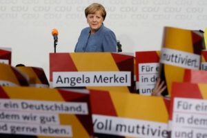 Merkel'in politikaları sağa mı kayacak