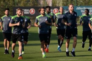 Atiker Konyaspor, Vitoria SC ma&ccedil;ı hazırlıklarını s&uuml;rd&uuml;rd&uuml;