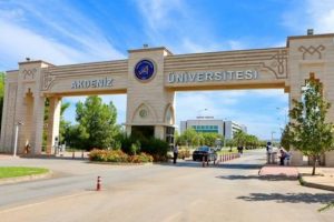 &Uuml;niversitedeki '22 saatlik mesaiye' alacak davası!