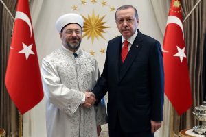 Erdoğan, Diyanet İşleri Başkanı Erbaş'ı kabul etti