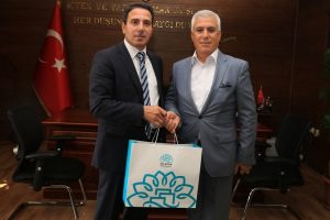 Bursa Nil&uuml;fer Belediye Başkanı Bozbey'den Kaymakam Oral'a ziyaret&nbsp;