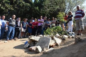Tuncel Kurtiz Edremit'te mezarı başında anıldı 