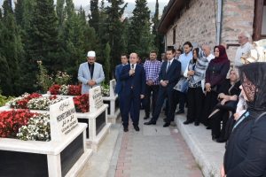 Semih Pala Bursa'daki kabri başında dualarla anıldı