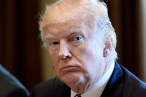 Trump'ın sağlık yasa tasarısı geri &ccedil;ekildi