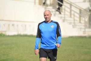 Bursaspor Teknik Direkt&ouml;r&uuml; Le Guen: "Bizim i&ccedil;in dev bir eksiklik"