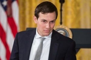 Trump'ın damadı se&ccedil;men k&uuml;t&uuml;ğ&uuml;nde "kadın" g&ouml;z&uuml;k&uuml;yor