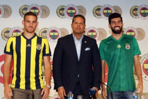 Fenerbah&ccedil;e'de Neto ve Janssen imza attı