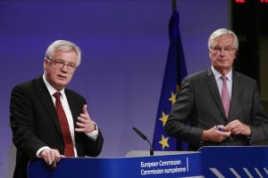 Davis: İngiltere-AB arasında kararlı adımlar atıldı