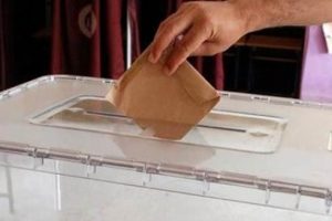 İBB'de başkanlık se&ccedil;imi i&ccedil;in oy verme işlemi başladı