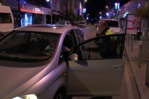 Alkoll&uuml; s&uuml;r&uuml;c&uuml;lere polisten ge&ccedil;it yok!