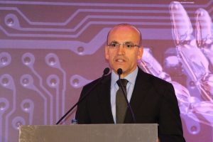 Şimşek: "Yenilenebilir enerjiye muazzam bir yatırım hamlemiz var"