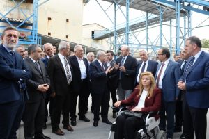 Bakan Fakıbaba Bursa'da MAY Tohum tesislerini gezdi