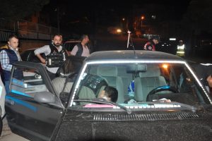 Bursa Karacabey'de 400 polisle huzur operasyonu