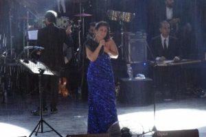 Bursa'da Sibel Can sevgisi yağmur dinlemedi