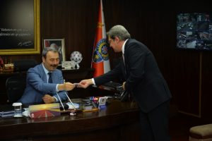 Bursa'da BALKANT&Uuml;RKSİAD'dan Osman Ak'a hayırlı olsun ziyareti