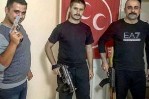 &Uuml;lk&uuml; Ocağı'nda 'kalaşnikoflu' mesaj!