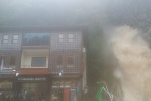 Rize i&ccedil;in yeni bir sel ve heyelan uyarısı