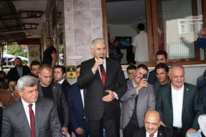 Başbakan Yıldırım'dan belediye başkanına taziye ziyareti