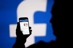 Facebook'a y&uuml;z tanıma &ouml;zelliği geliyor