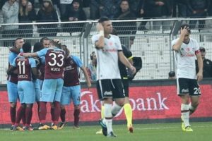 Beşiktaş, Trabzonspor'a diş ge&ccedil;iremedi