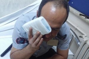 G&uuml;venlik g&ouml;revlilerine 10 kişi saldırdı