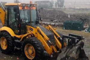 Doğu Anadolu'da y&uuml;ksek kesimlere kar yağdı