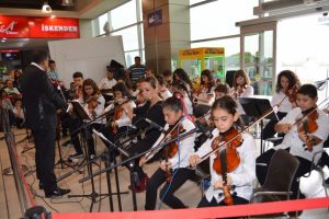 Minik ustalardan yaza elveda konseri