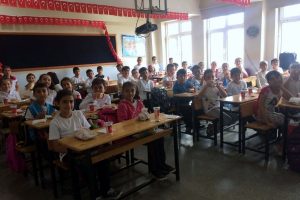 Bursalı minik &ouml;ğrenci d&ouml;ner s&ouml;z&uuml; ile başkan se&ccedil;ildi