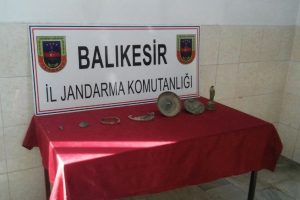 Tarihi eser satıcıları yakalandı