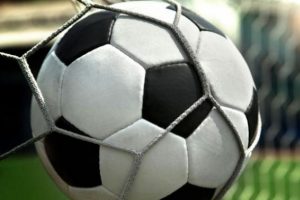 Uşakspor lider, 3 takım peşinde!
