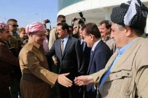 Barzani'den ilk ziyaret Kerk&uuml;k'teki Peşmerge'ye