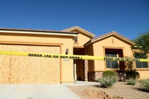 Las Vegas canisinin evinden &ccedil;ıkanlar şoke etti!