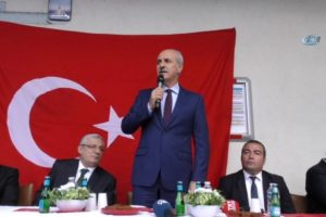 Bakan Kurtulmuş gurbet&ccedil;ilerle buluştu
