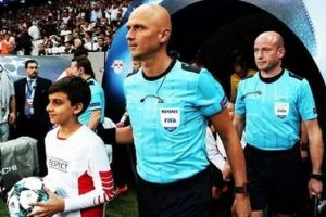 Rus hakem Sergei Karasev: "Beşiktaş'ın taraftarı ger&ccedil;ekten farklı"