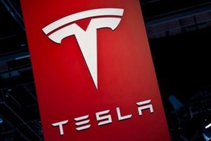 Tesla'nın tam elektrikli kamyonu g&ouml;r&uuml;nt&uuml;lendi