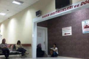 Danıştay'dan emsal olacak karar: "Mesai saatleri i&ccedil;erisinde kapı kilitlenemez"